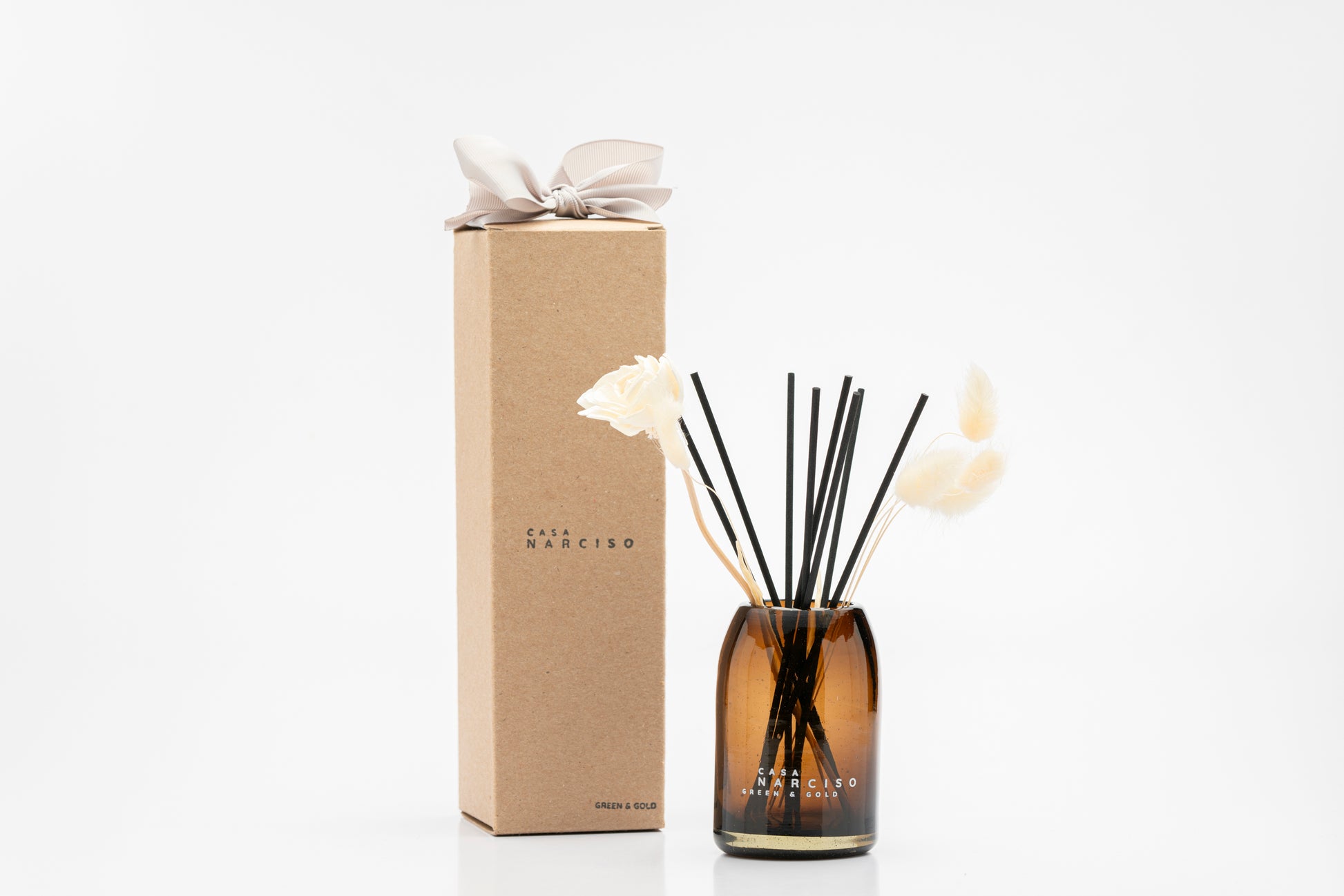 Aroma de lujo para el hogar en difusor de varillas con flores decorativas