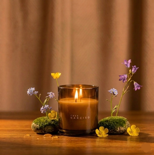 VELA AROMATICA CON AROMA DE ALTA PERFUMERÍA , CERA DE SOYA , VIDRIO SOPLADO ARTESANAL, CON CAJA DE REGALO, LIBRE DE TOXICOS