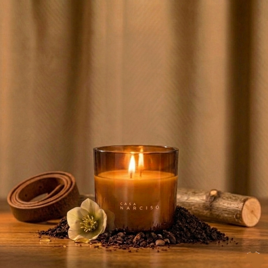 VELA AROMATICA CON AROMA DE ALTA PERFUMERÍA , CERA DE SOYA , VIDRIO SOPLADO ARTESANAL, CON CAJA DE REGALO, LIBRE DE TOXICOS